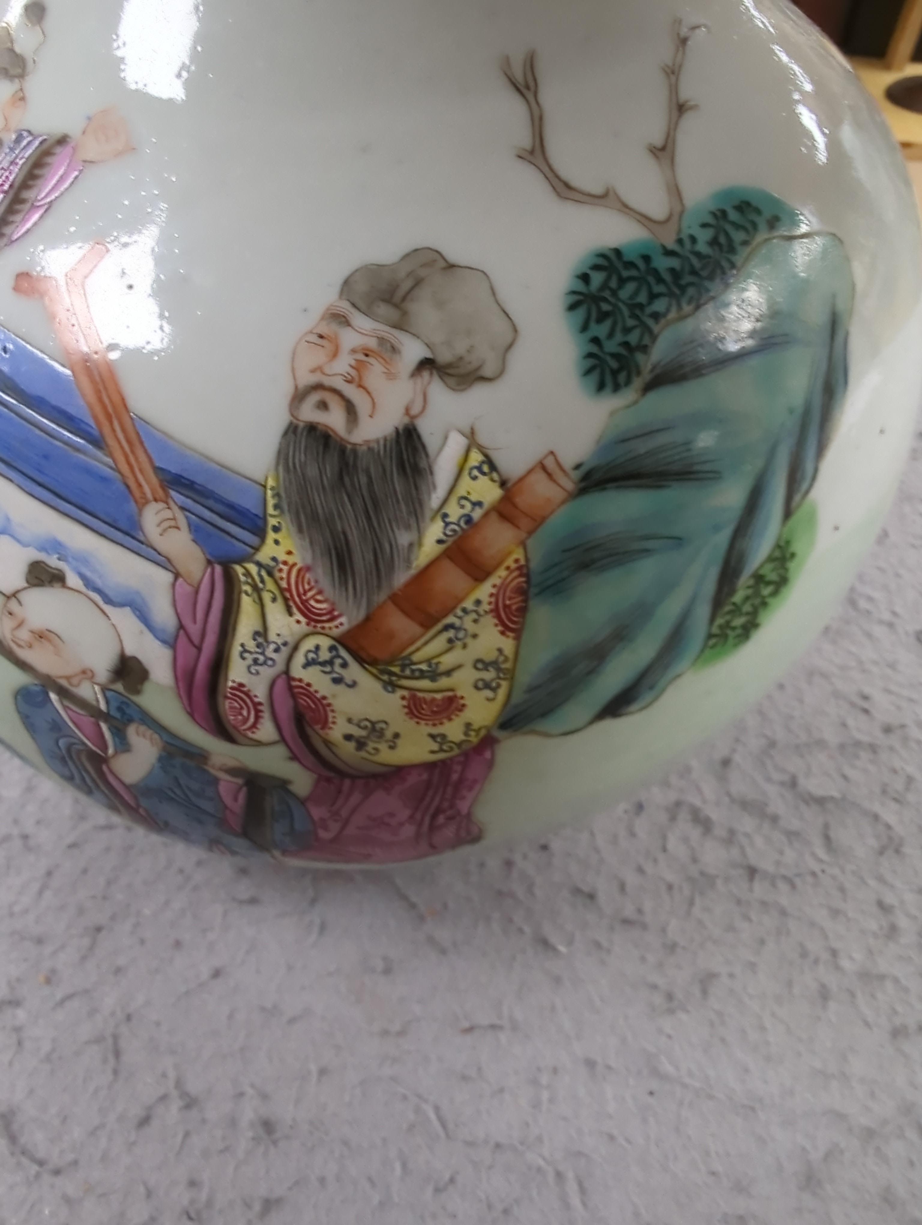 A Chinese famille rose bottle neck vase, 34cm